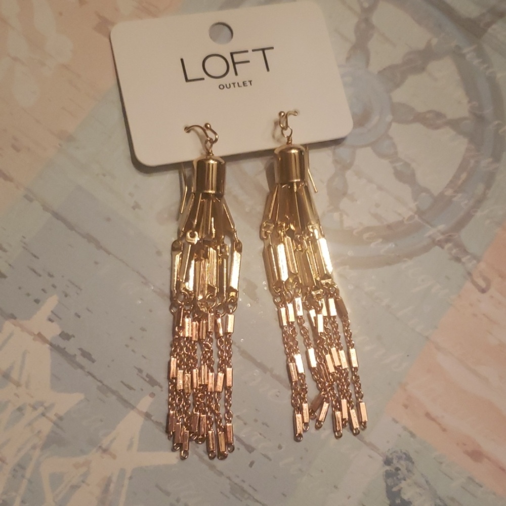 Ann Taylor LOFT dangle gold and rose gold earrings